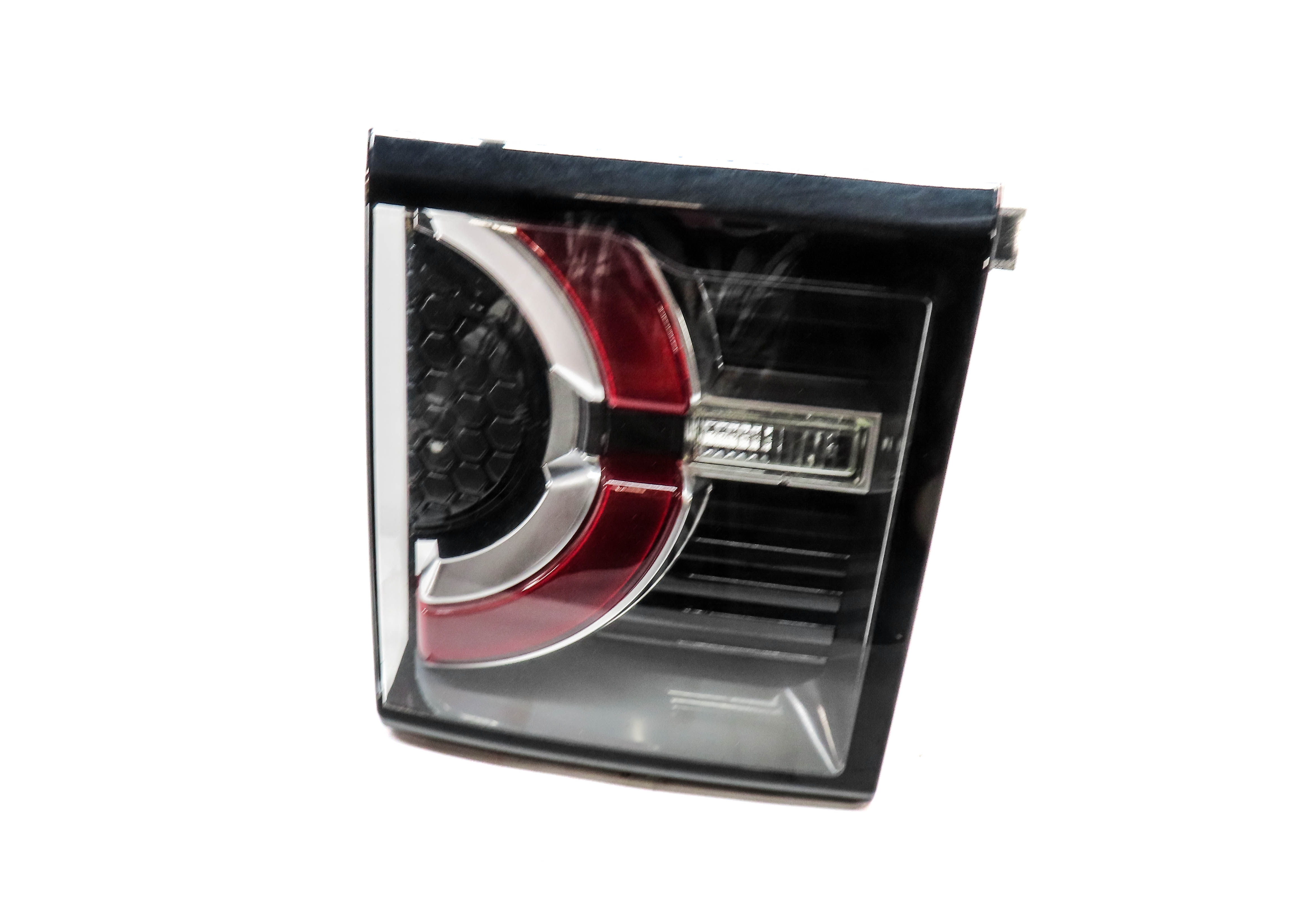 2015-2019 LAND ROVER DISCOVERY SPORT (L550) LEFT REAR INNER TAILLIGHT LIGHT LAMP — exact item pictured